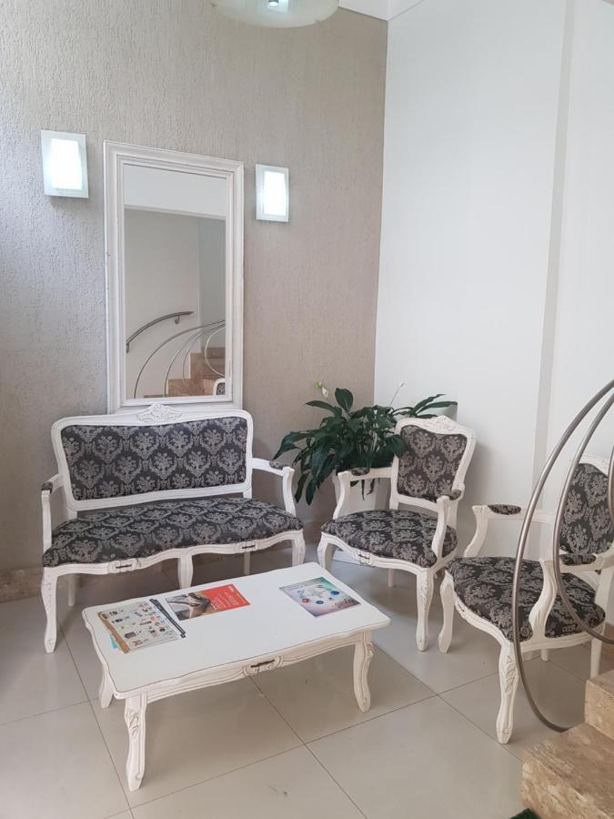 Edificio Quadra Mar, Pe Na Areia A 150 Metros Saida Rua Reta Ilha Apartamento