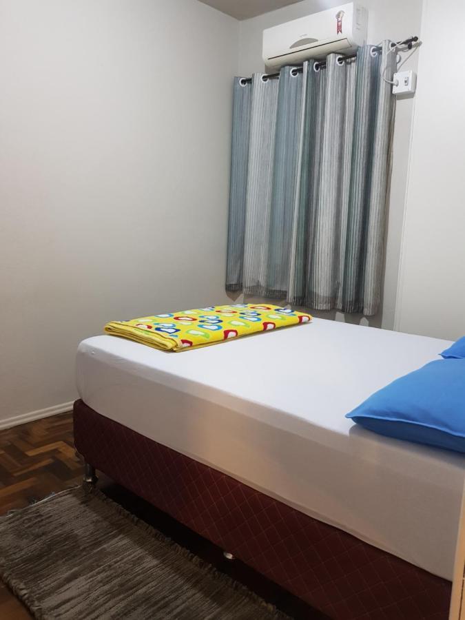 Apartamento Edificio Quadra Mar, Pe Na Areia A 150 Metros Saida Rua Reta Ilha Balneario Camboriu